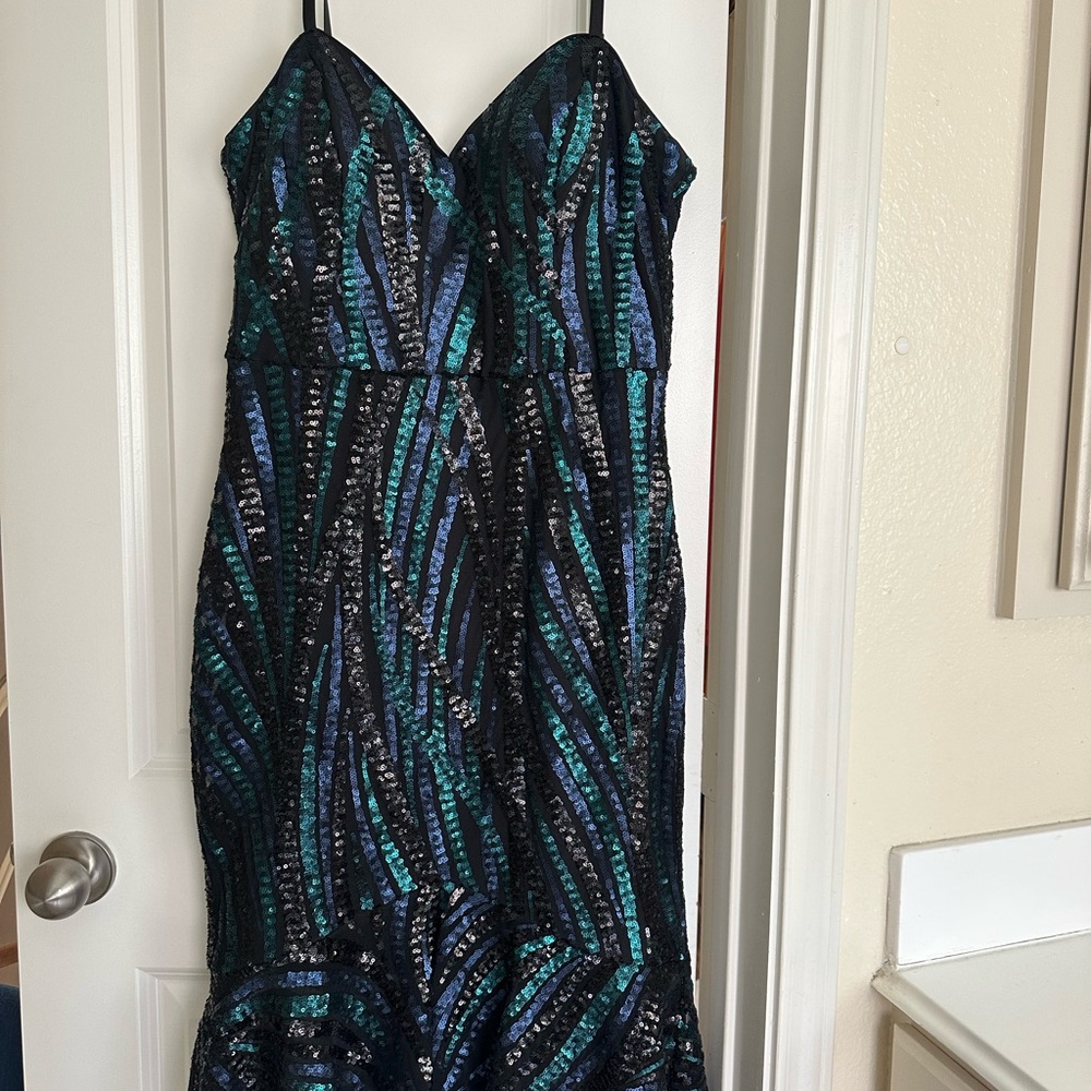 Elegant Black and Blue Sequin Dress